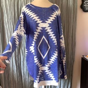 Luna Chic Geometric Sheer Tunic Sweater